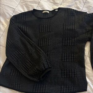 Max studio Black Patterned Crewneck Sweater